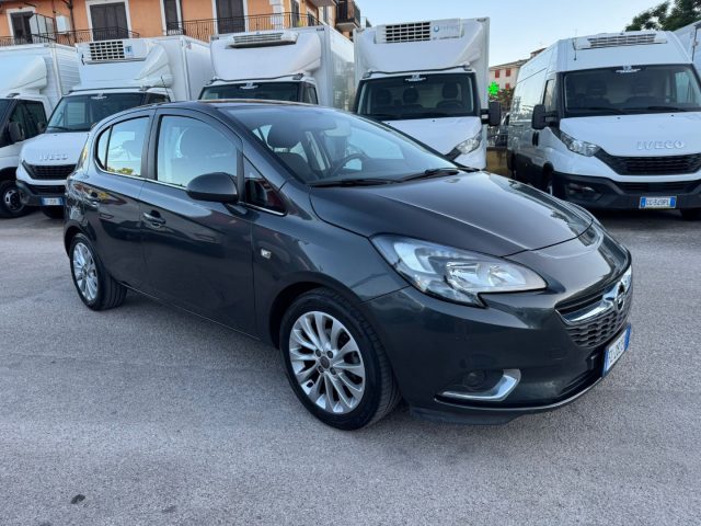 OPEL Corsa usata, con Airbag