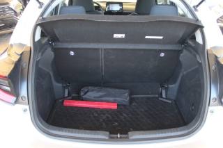 TOYOTA Yaris usata, con Servosterzo