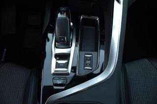 PEUGEOT 3008 usata, con Sistema di navigazione