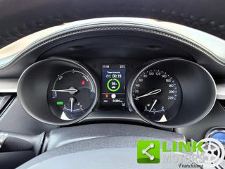 TOYOTA C-HR usata, con Controllo automatico clima