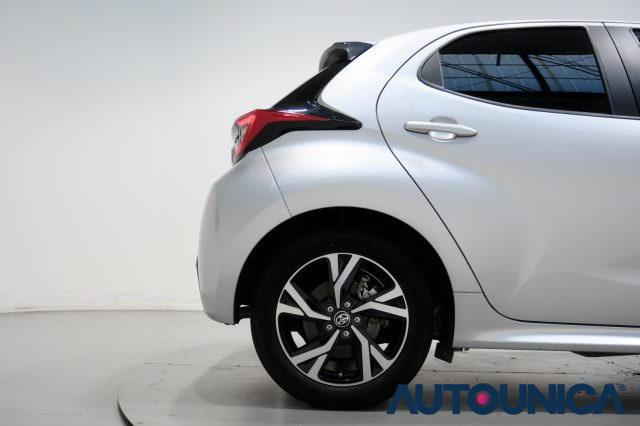 TOYOTA Yaris usata 48