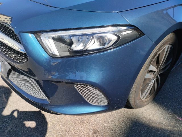 MERCEDES-BENZ A 180 usata, con Sedile posteriore sdoppiato