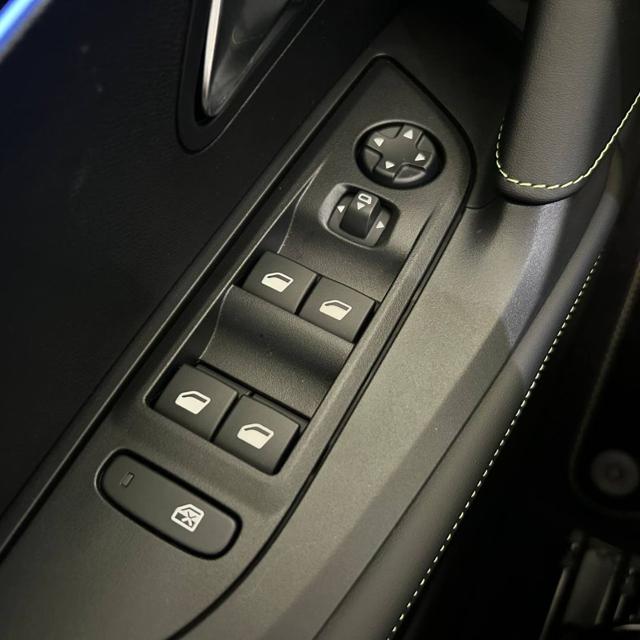 PEUGEOT 2008 usata, con Controllo elettronico della corsia