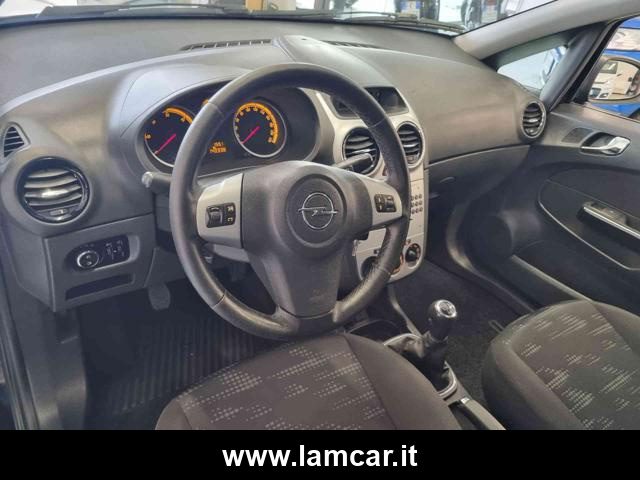 OPEL Corsa usata, con ESP