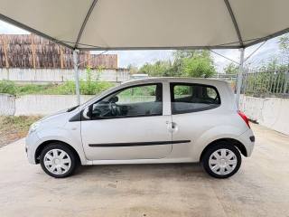 RENAULT Twingo usata, con Sedile posteriore sdoppiato