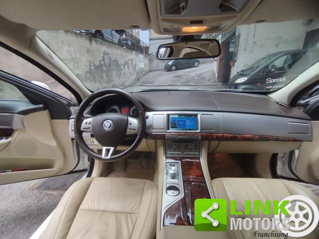 JAGUAR XF usata, con Controllo vocale