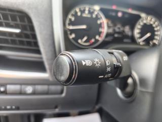 NISSAN Qashqai usata, con Controllo automatico clima