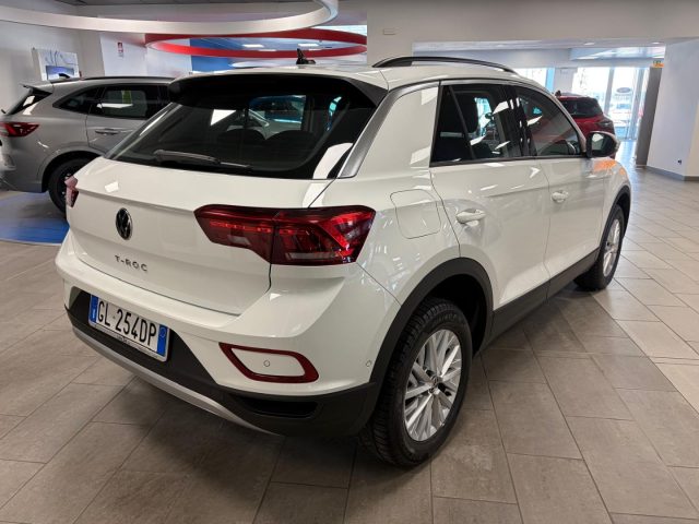 VOLKSWAGEN T-Roc usata, con Volante in pelle