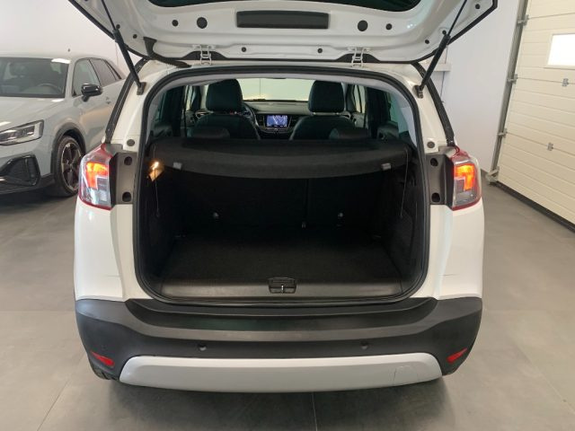 OPEL Crossland X usata, con Fari Xenon