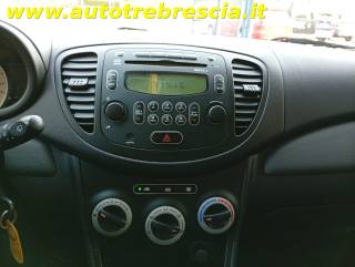 HYUNDAI i10 usata 8
