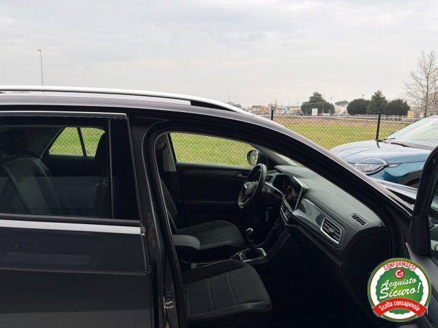 VOLKSWAGEN T-Roc usata, con Fendinebbia