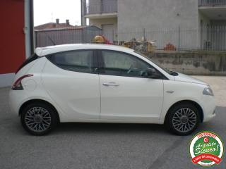 LANCIA Ypsilon usata, con Controllo trazione