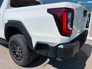 TOYOTA Hilux usata, con Autoradio