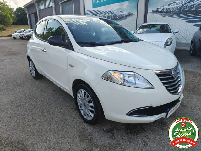 LANCIA Ypsilon usata, con Airbag laterali