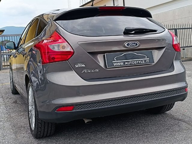 FORD Focus usata, con Luci diurne