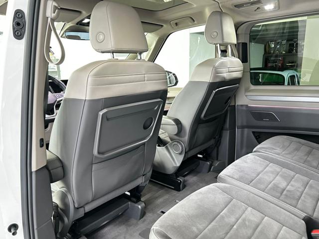 VOLKSWAGEN Multivan usata, con Ruotino