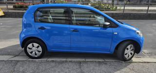 VOLKSWAGEN up! usata, con Autoradio