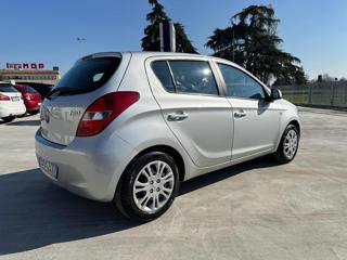 HYUNDAI i20 usata, con Airbag Passeggero