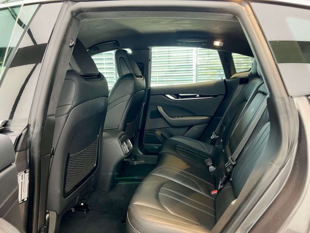 MASERATI Levante usata, con Sedili riscaldati