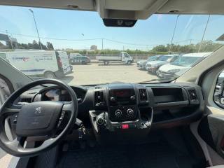 PEUGEOT Boxer usata, con ESP