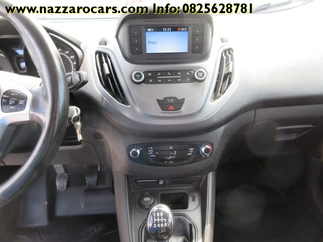 FORD Transit Courier usata, con Sensori di parcheggio posteriori