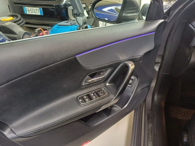 MERCEDES-BENZ A 220 usata, con USB