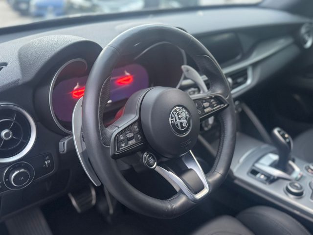 ALFA ROMEO Stelvio usata, con Controllo automatico clima