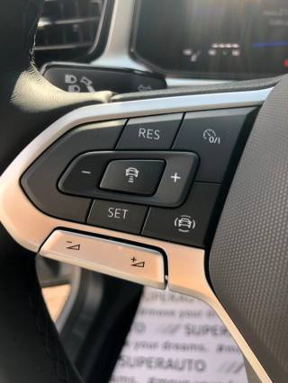 VOLKSWAGEN T-Roc usata, con Volante in pelle