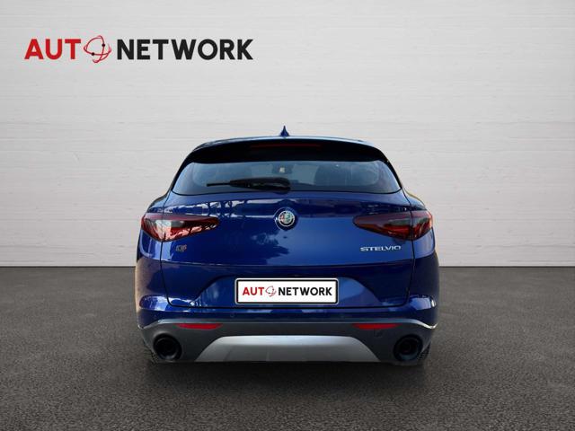 ALFA ROMEO Stelvio usata, con Autoradio