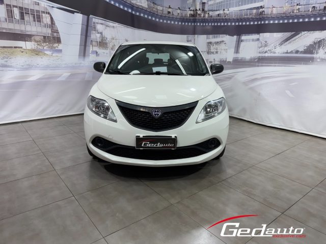 LANCIA Ypsilon usata, con ABS