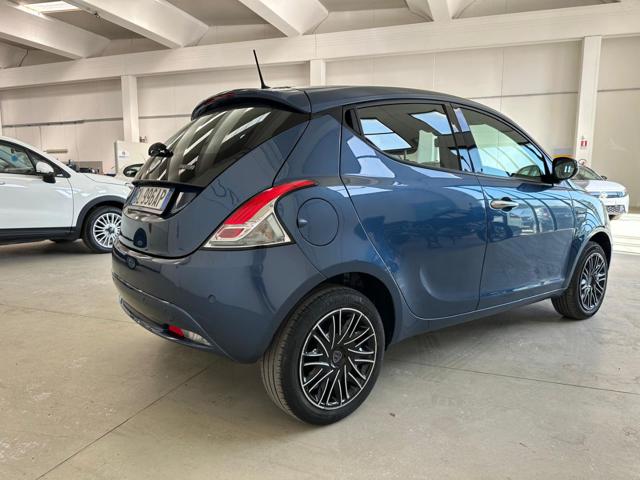 LANCIA Ypsilon usata, con Controllo trazione