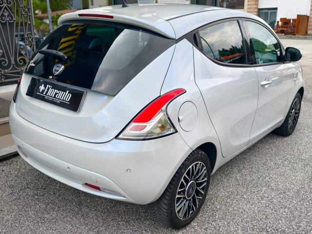 LANCIA Ypsilon usata, con Airbag laterali
