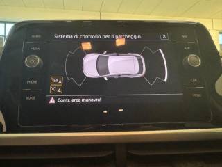 VOLKSWAGEN T-Roc usata, con Park Distance Control