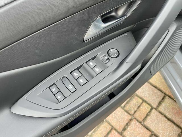 PEUGEOT 308 usata, con Chiusura centralizzata telecomandata