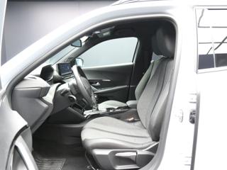 PEUGEOT 2008 usata, con Controllo automatico clima