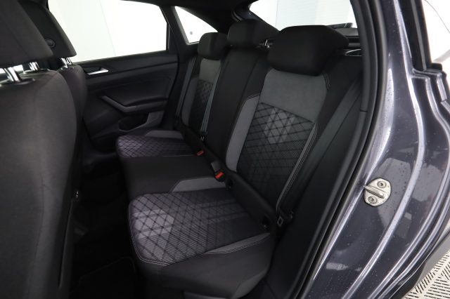 VOLKSWAGEN Taigo usata 3