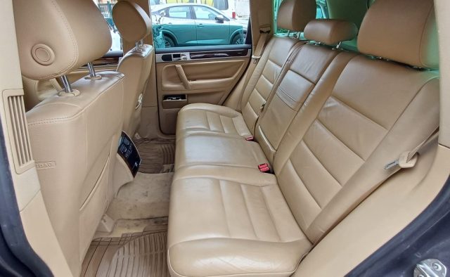 VOLKSWAGEN Touareg usata, con Chiusura centralizzata