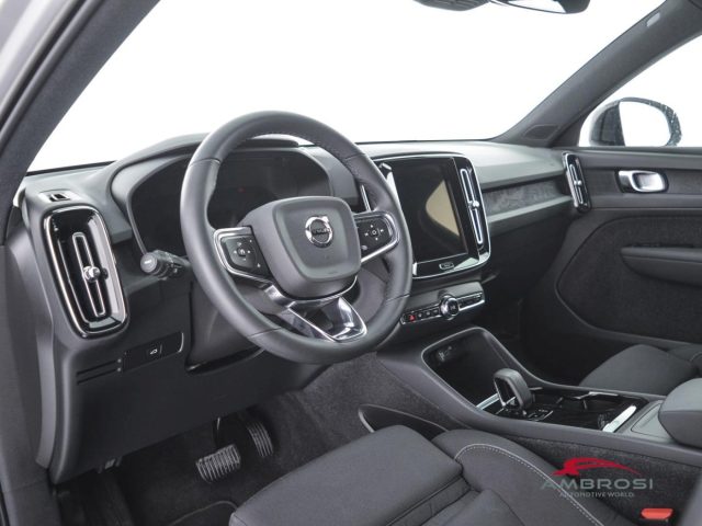 VOLVO XC40 usata 7