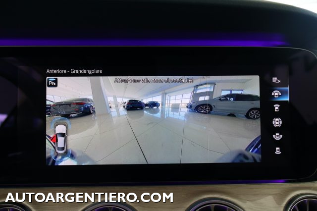 MERCEDES-BENZ E 220 usata, con Luci diurne LED