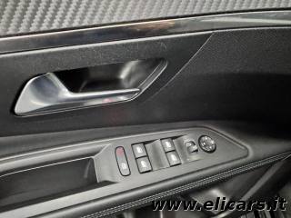 PEUGEOT 3008 usata, con Sistema di navigazione