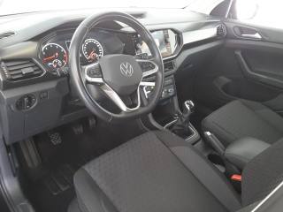 VOLKSWAGEN T-Cross usata, con Autoradio
