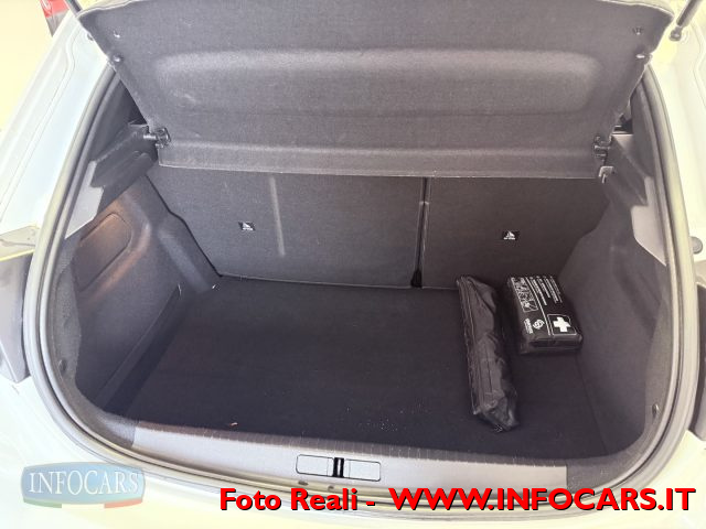 PEUGEOT 208 usata, con Autoradio digitale