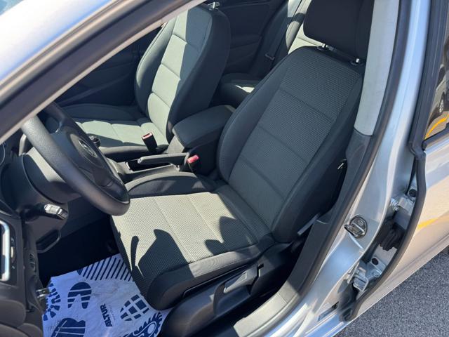 VOLKSWAGEN Golf usata, con Controllo trazione
