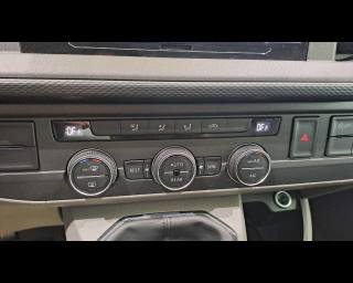 VOLKSWAGEN T6 Caravelle usata, con Chiusura centralizzata telecomandata
