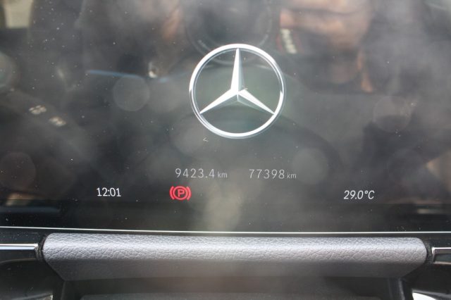 MERCEDES-BENZ GLA 180 usata, con Servosterzo