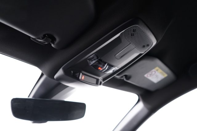 PEUGEOT 208 usata, con Volante in pelle