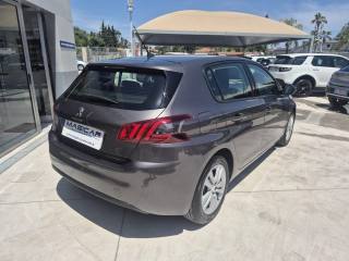 PEUGEOT 308 usata, con Boardcomputer