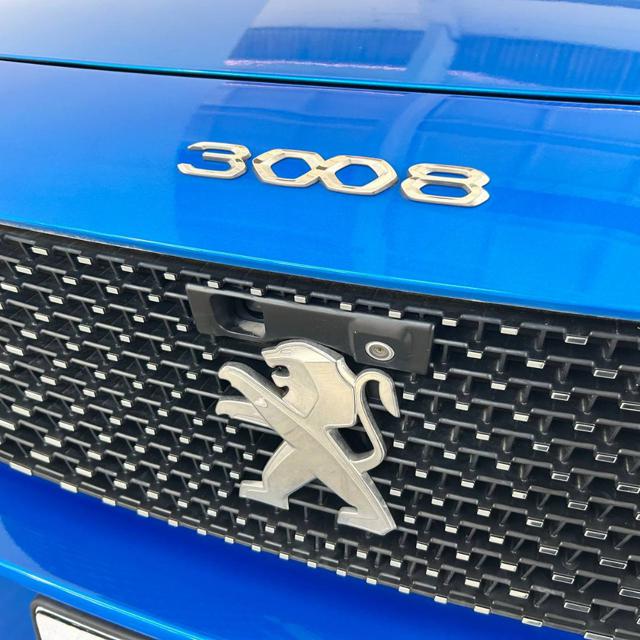 PEUGEOT 3008 usata, con Specchietti laterali elettrici