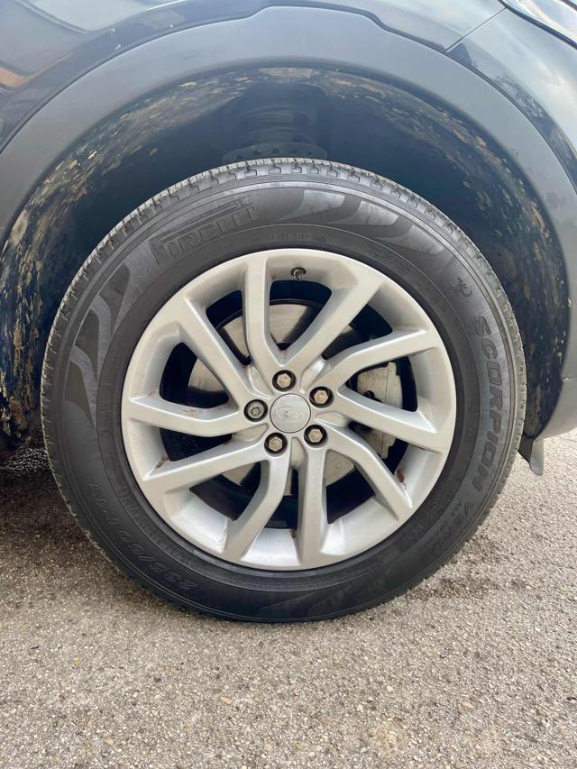 LAND ROVER Discovery Sport usata, con Vetri oscurati