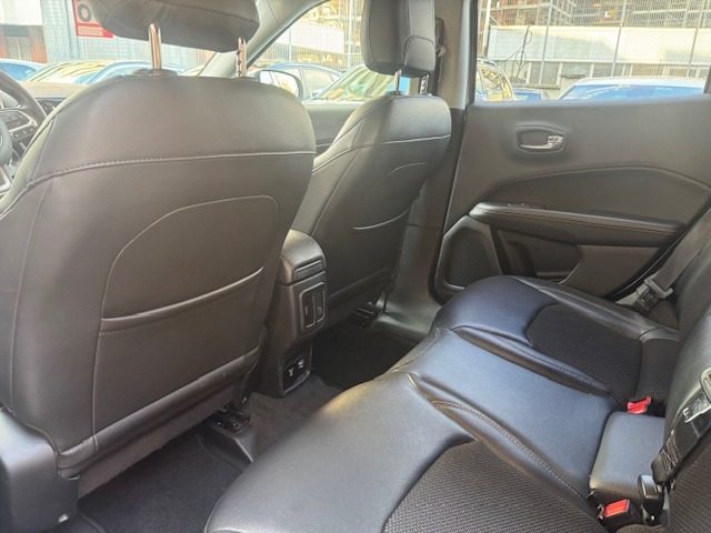 JEEP Compass usata, con Autoradio